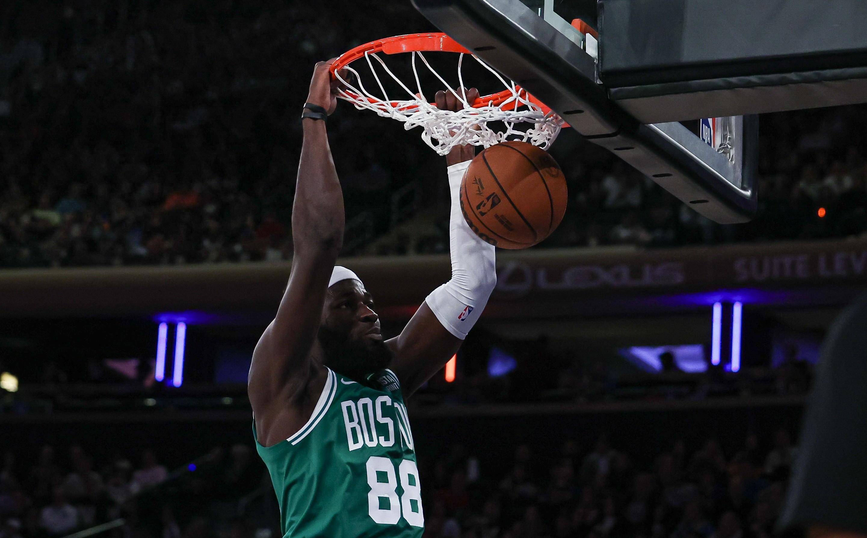 开云 (中国) 官网关于里程碑夜！波士顿凯尔特人官宣签约；NBA总决赛清晨刷纪录；更衣室稳定；赛程密集仍需轮换的信息